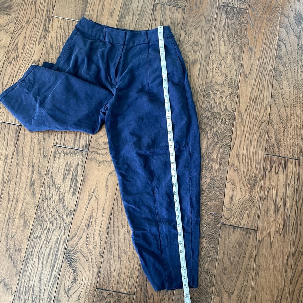 Banana Republic Barrel Pants - Picture 8 of 9